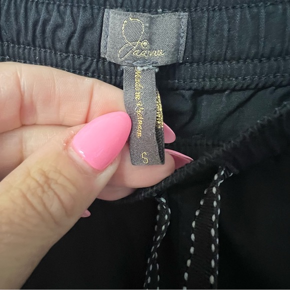 Jaanuu scrub pants. Size small. Black - Picture 7 of 7